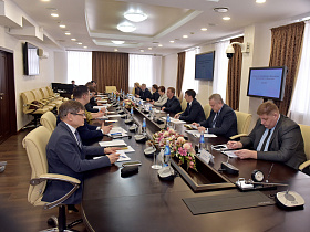 Актуальные вопросы здравоохранения обсудили в администрации Барнаула  