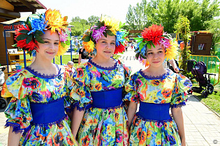 Парки культуры и отдыха города Барнаула приглашают на концертные программы, посвящённые Международному дню защиты детей