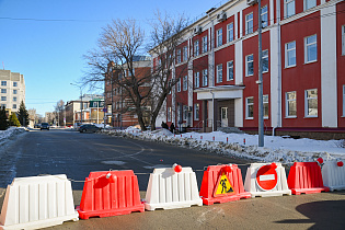 В Барнауле ограничили движение на участке улицы Чкалова для реконструкции коллектора