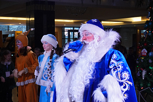 В Барнауле стартовали новогодние представления для школьников
