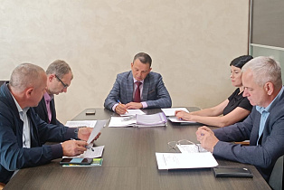 Подготовку дорожного комплекса к зимнему периоду обсудили в администрации города