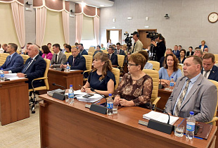 Депутаты Барнаульской городской Думы утвердили изменения в бюджет города на 2025 год