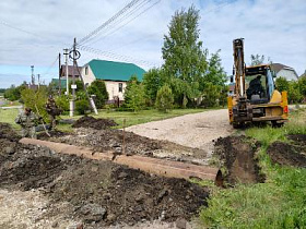  На пригородной территории Барнаула продолжается проведение противопаводковых мероприятий