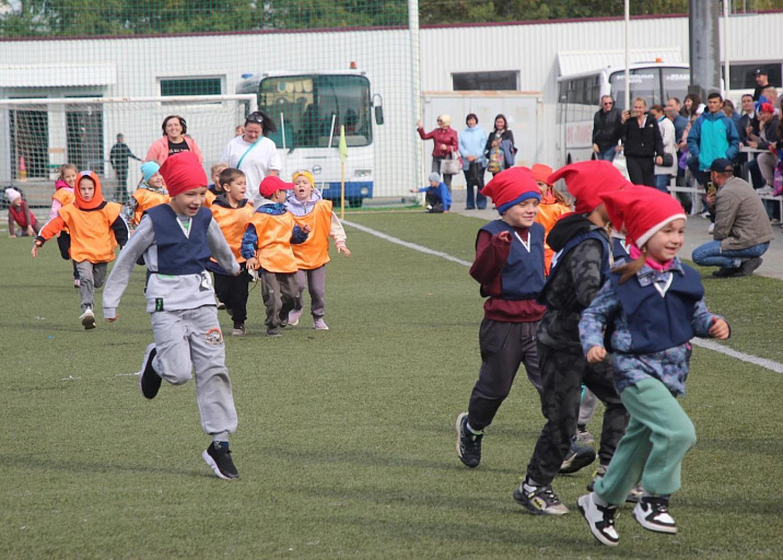 В Барнауле прошёл масштабный спортивный фестиваль дошкольников «Лига юных спортсменов»