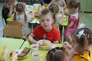 Работу барнаульского детского сада проверила общественная комиссия