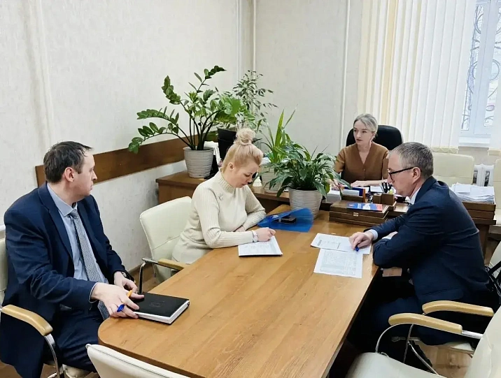 Совещание по вопросу легализации налоговой базы и снижения задолженности по налогам и сборам в бюджеты всех уровней прошло в администрации Центрального района