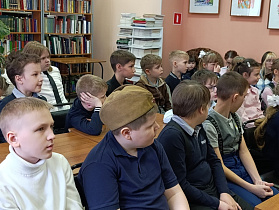 В муниципальных библиотеках Барнаула открылся Фестиваль книги «Издано на Алтае»