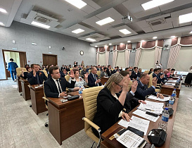 В Барнауле присвоили звание Почетных граждан участникам Великой Отечественной войны